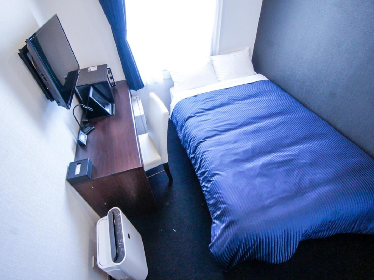 Hotel Livemax Tokyo Shiomi Ekimae Bagian luar foto
