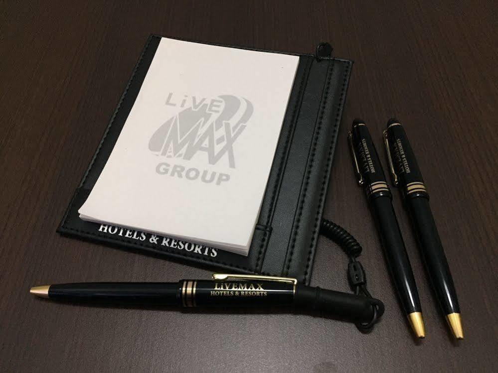 Hotel Livemax Tokyo Shiomi Ekimae Bagian luar foto
